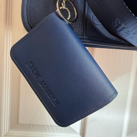 Navy Steve Madden Large Tote Bag - Picture 11 of 13